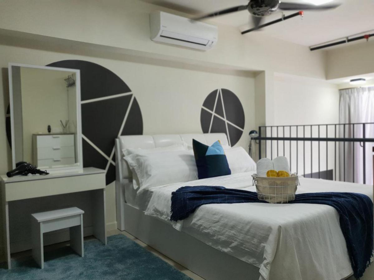 The Perfect Getaway @ Tamarind Suites, Netflix 300Mbps Cyberjaya Esterno foto