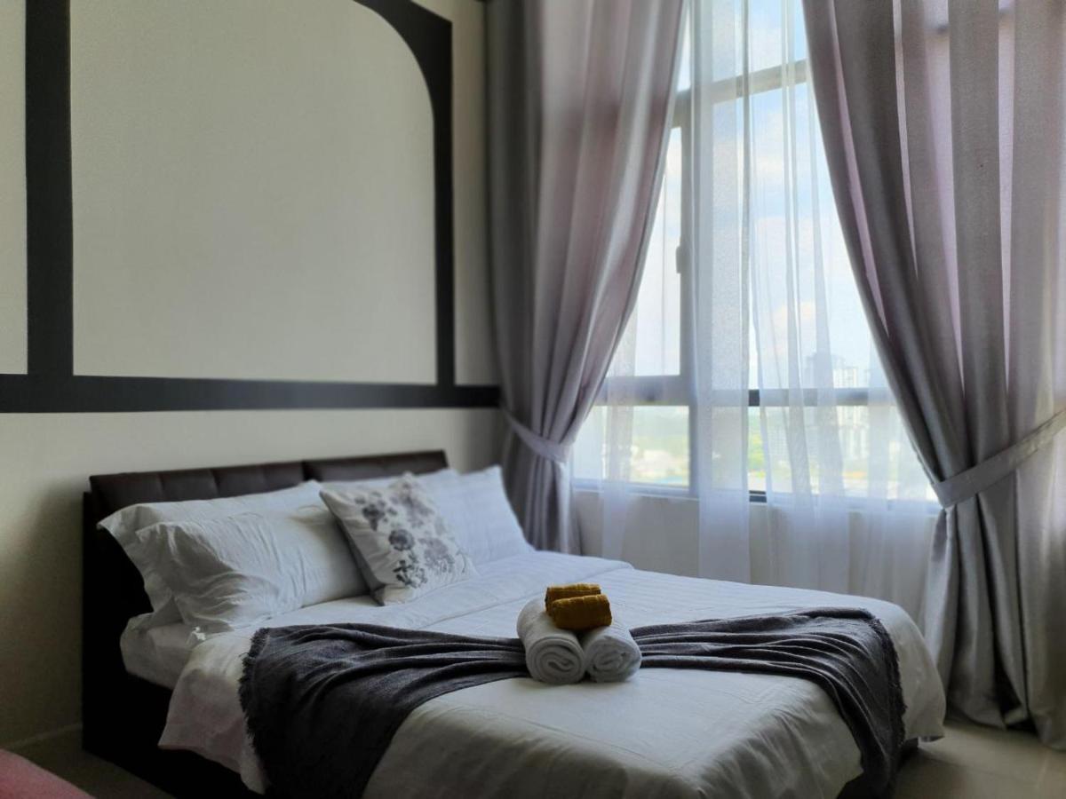 The Perfect Getaway @ Tamarind Suites, Netflix 300Mbps Cyberjaya Esterno foto