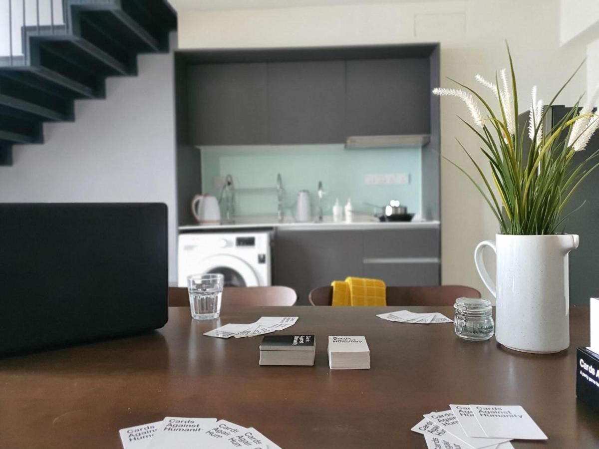 The Perfect Getaway @ Tamarind Suites, Netflix 300Mbps Cyberjaya Esterno foto